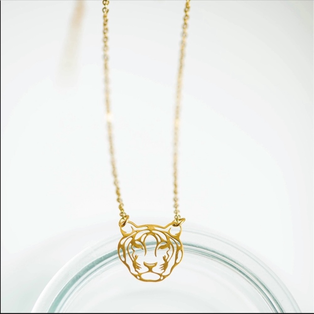 🐯FP Tigris Pendant Necklace🐯 - Picture 4 of 5